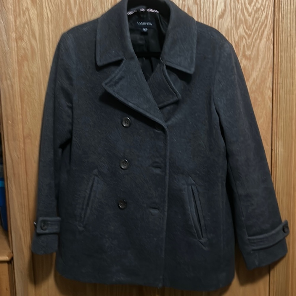 Lands’End women’s Gray Wool Pea Coat 14 pet.